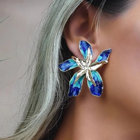 Anthropologie Jewelry - Ocean Blue Flower Earrings